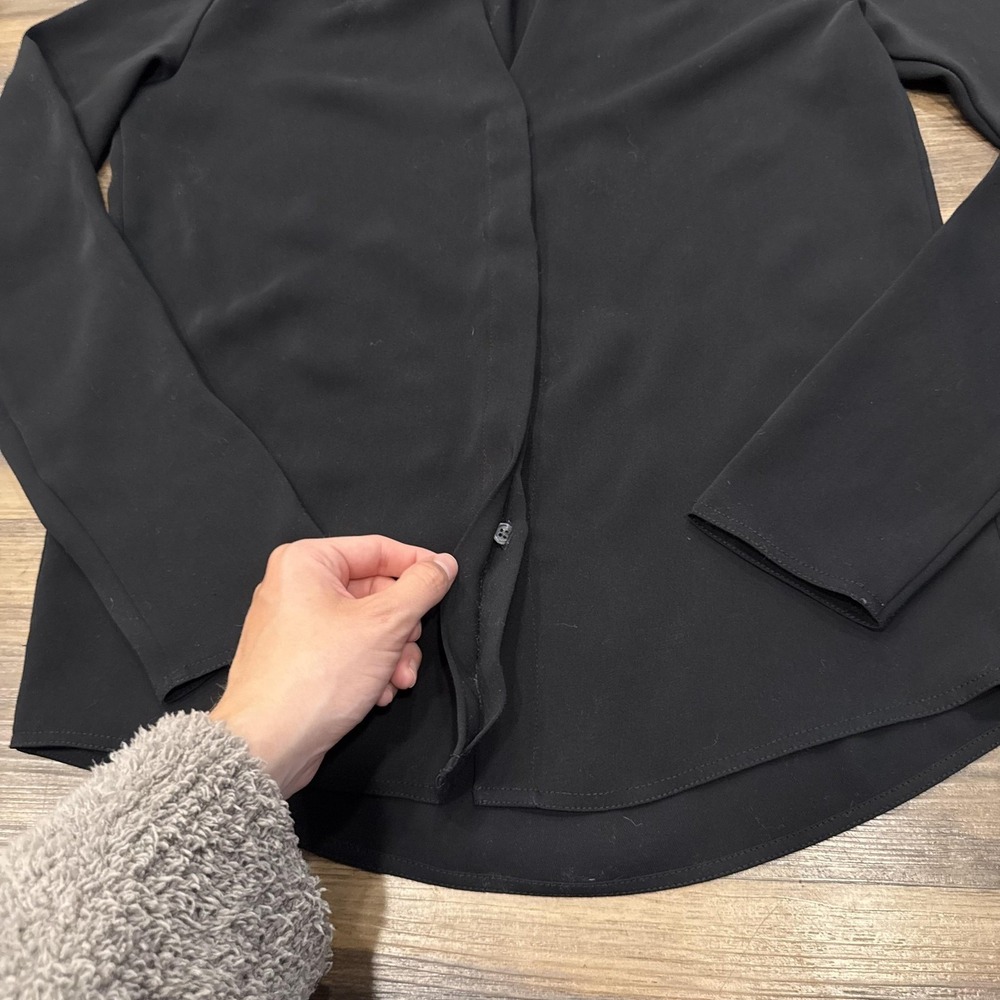 Babaton Aritzia Blouse Womens XXS Black Open Front V Neck Long Sleeve Work Top - Picture 2 of 6
